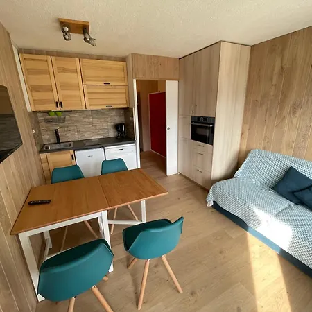 Renove 2 Adultes 2 Enfants - Lavachet - Vue Montagne Plein Sud Apartment *